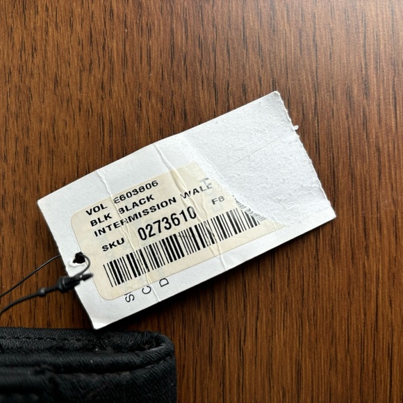 Y2K Volcom Black Red Wallet With Original Tags - Picture 9 of 10